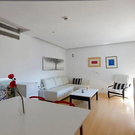 Beautiful Flat A Stone'S Throw From The Retiro-Vill Madri Exterior foto
