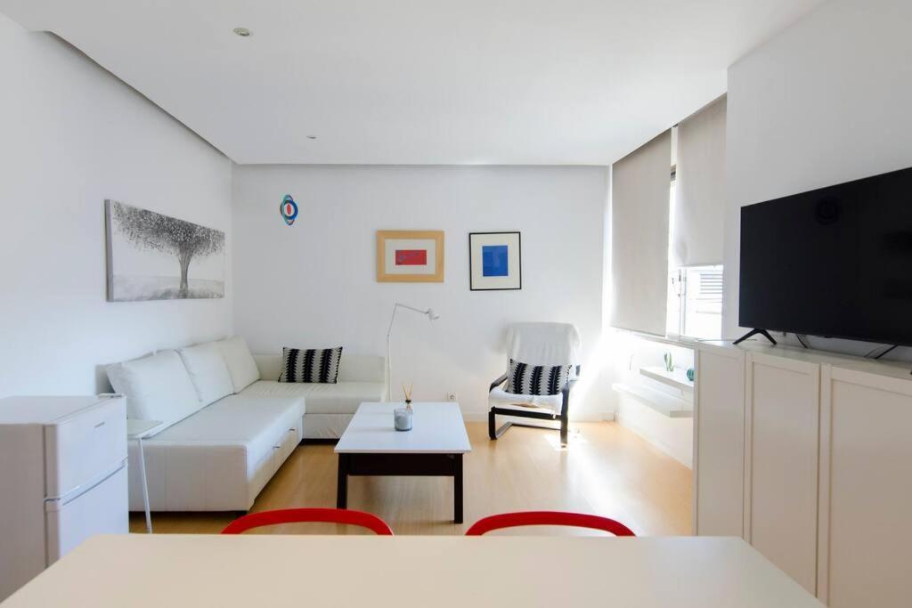 Beautiful Flat A Stone'S Throw From The Retiro-Vill Madri Exterior foto